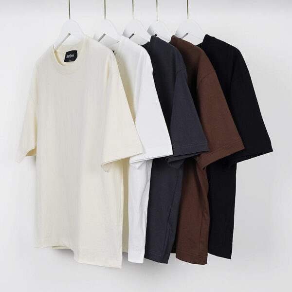 Hot Sale Men's Custom Pattern T-Shirt with Vintage Short-Length Design